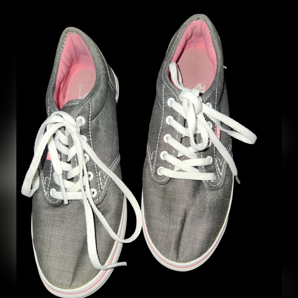 Vans Women's Gray Lace Up Pink Insole Size 6